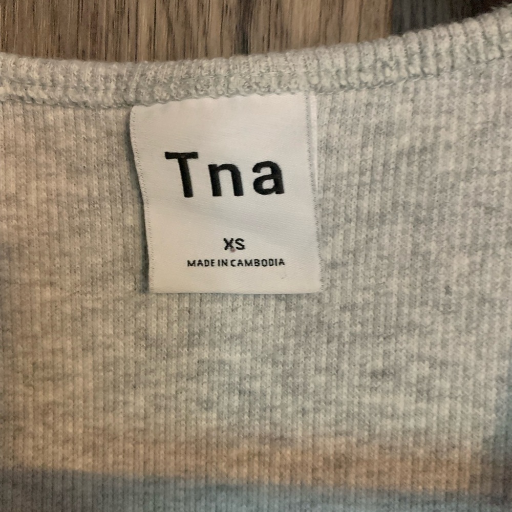 Grey TNA Ribbed Racer-Back Tank, XS - Picture 3 of 3